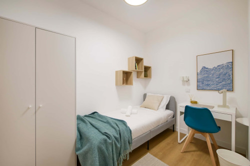 Cozy Private Room in Areeiro