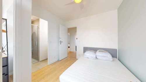 Room in Rue Feuillat, Lyon for 56 m² with 3 bedrooms - Gallery - 20