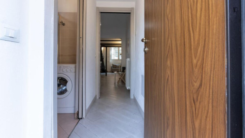 Cozy studio near Bocconi University - Gallery - 2