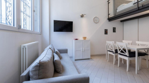 Cozy studio near Bocconi University - Gallery - 12