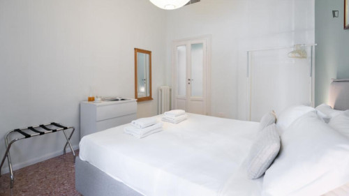 Bright 1-bedroom flat close to the Gambara subway station - Gallery - 41
