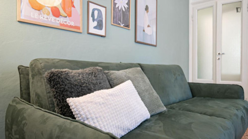 Bright 1-bedroom flat close to the Gambara subway station - Gallery - 2