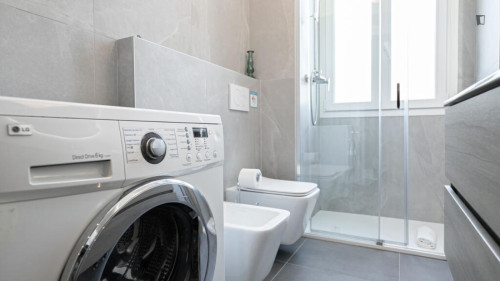 Bright 1-bedroom flat close to the Gambara subway station - Gallery - 23