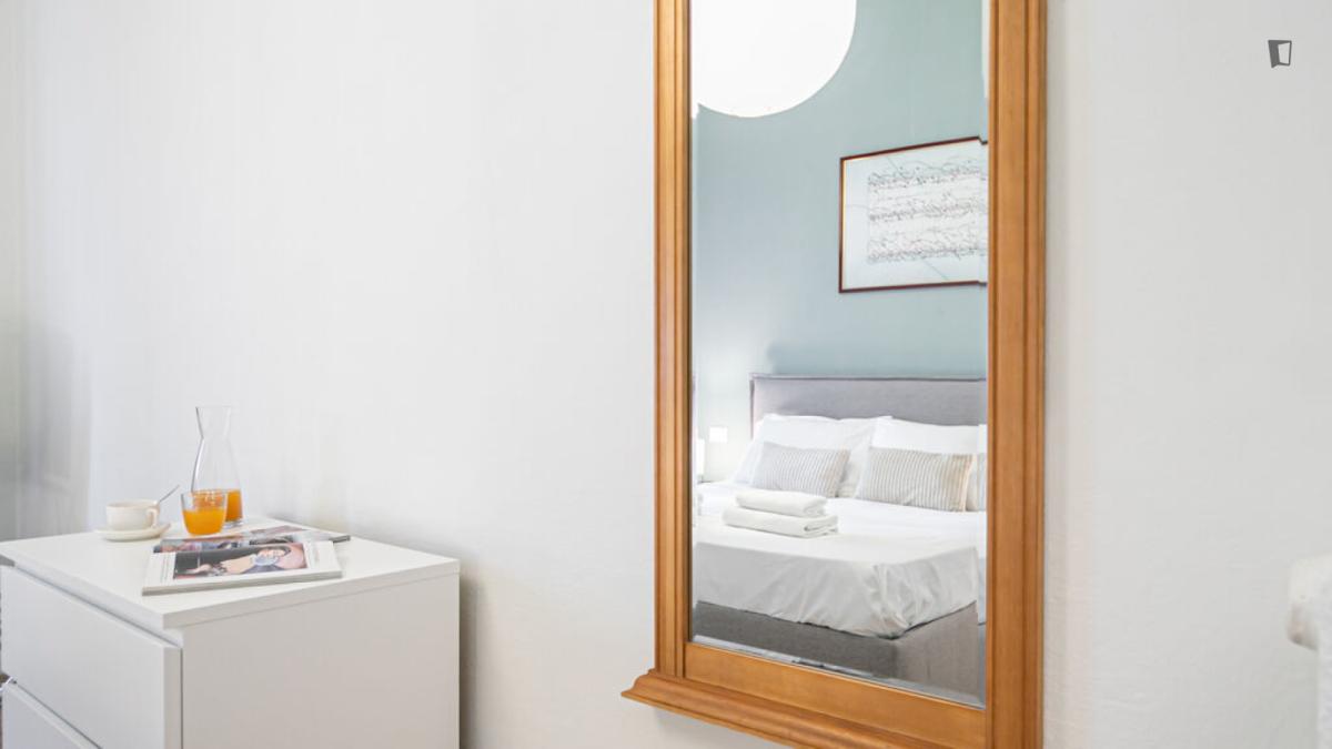 Bright 1-Bedroom Flat Close To The Gambara Subway Station - 37