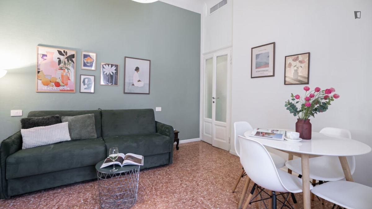 Bright 1-Bedroom Flat Close To The Gambara Subway Station - 36