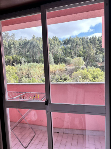 Profound Double Bedroom with a balcony close to Massamá-Barcarena Train Station - Gallery - 5