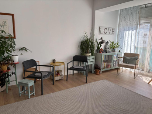 Captivating Single Bedroom close to Parede Train Station - Gallery - 4