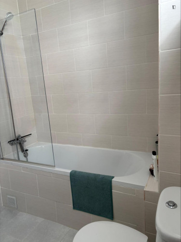 Captivating Single Bedroom close to Parede Train Station - Gallery - 8