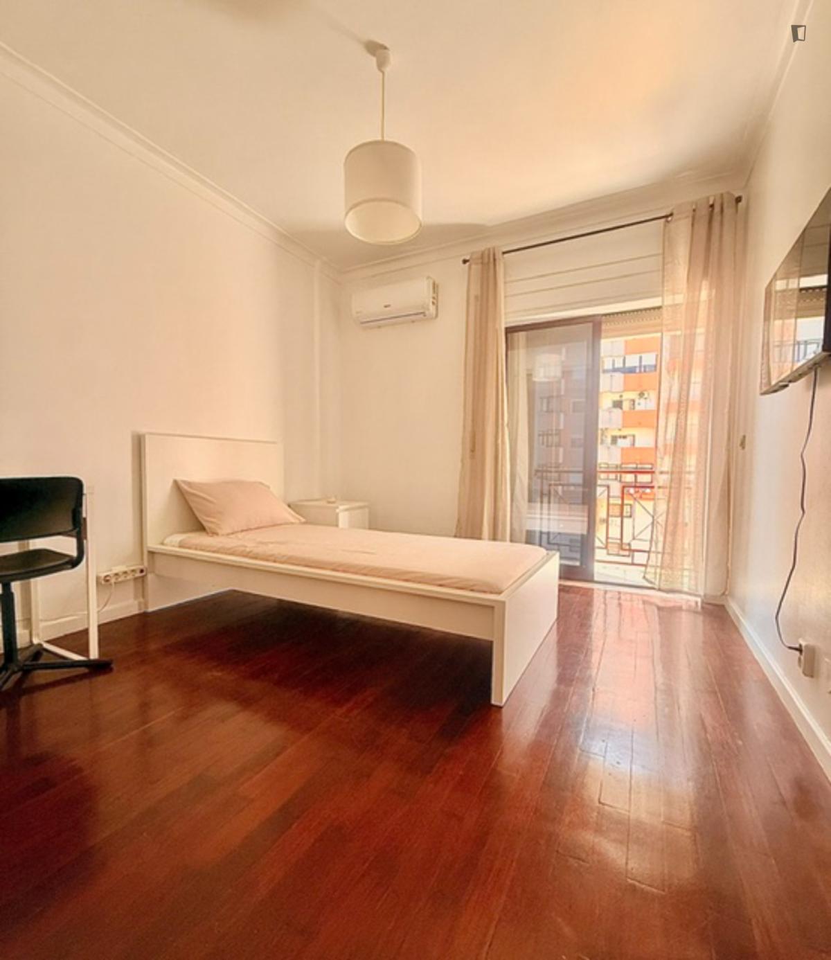 Elegant Single Bedroom With A Balcony Close To NOVA School Of Science And Technology - 13