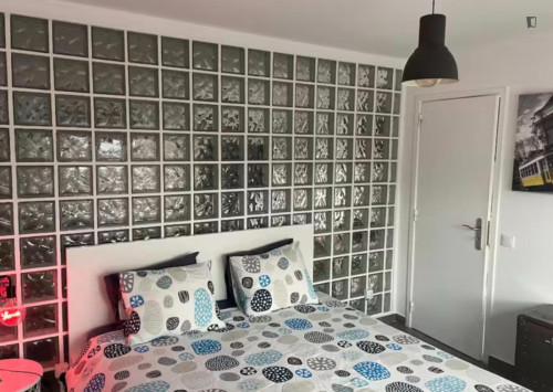 Comfy 1 Bedroom Apartment with a balcony close to Santa Apolónia Metro - Gallery - 2