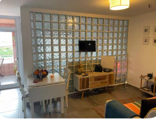 Comfy 1 Bedroom Apartment with a balcony close to Santa Apolónia Metro - Gallery - 4