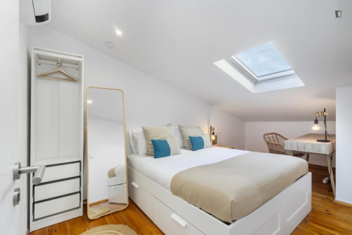 Beautiful bedroom in Saldanha neighborhood