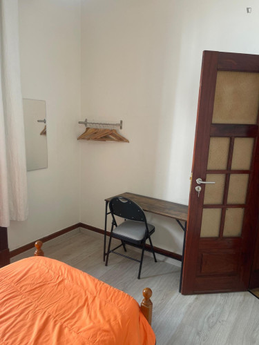 Cozy Single Bedroom close to University of Coimbra - Gallery - 3