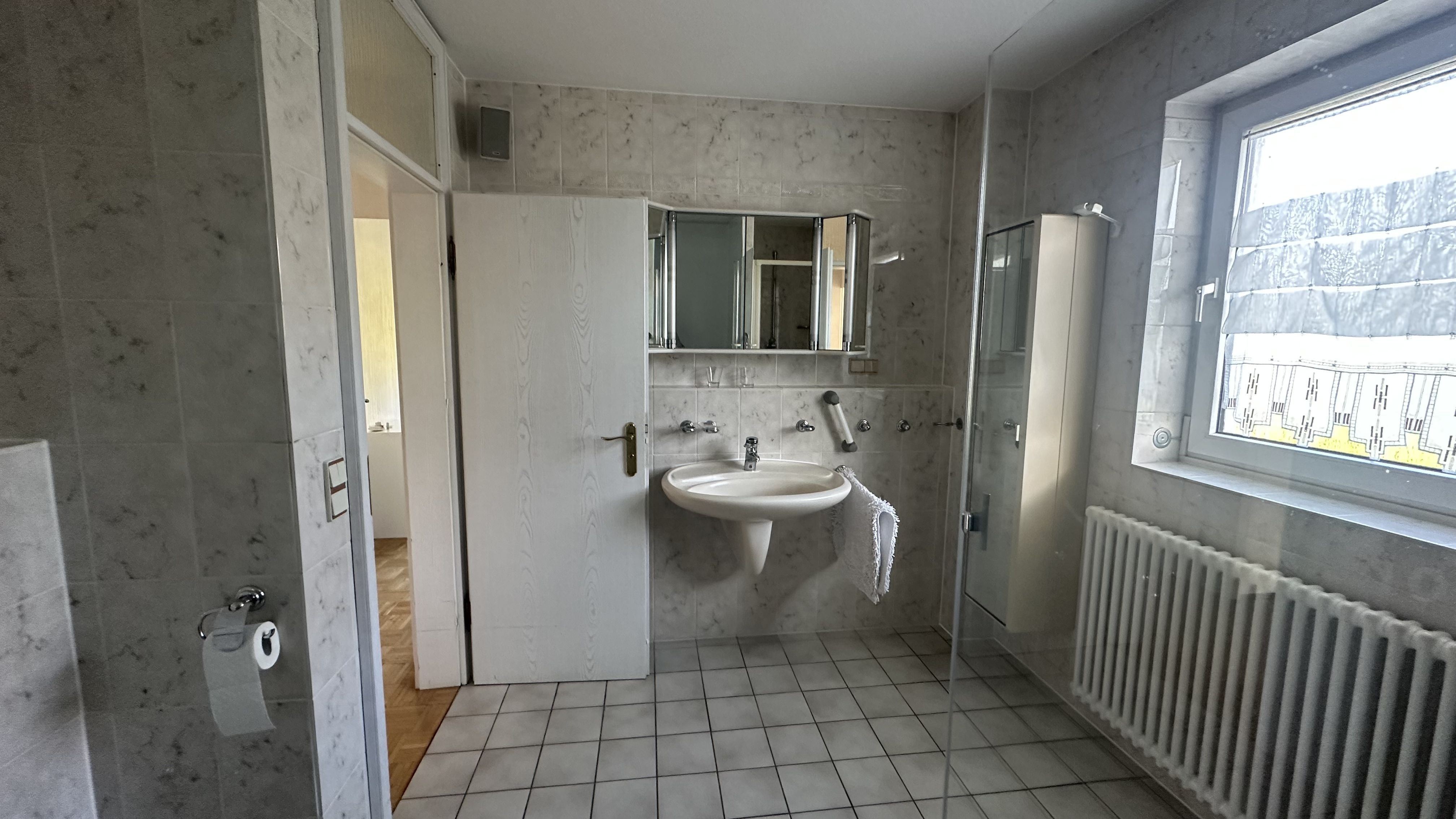 Perfect, Magnificent Suite In Oberursel - 6