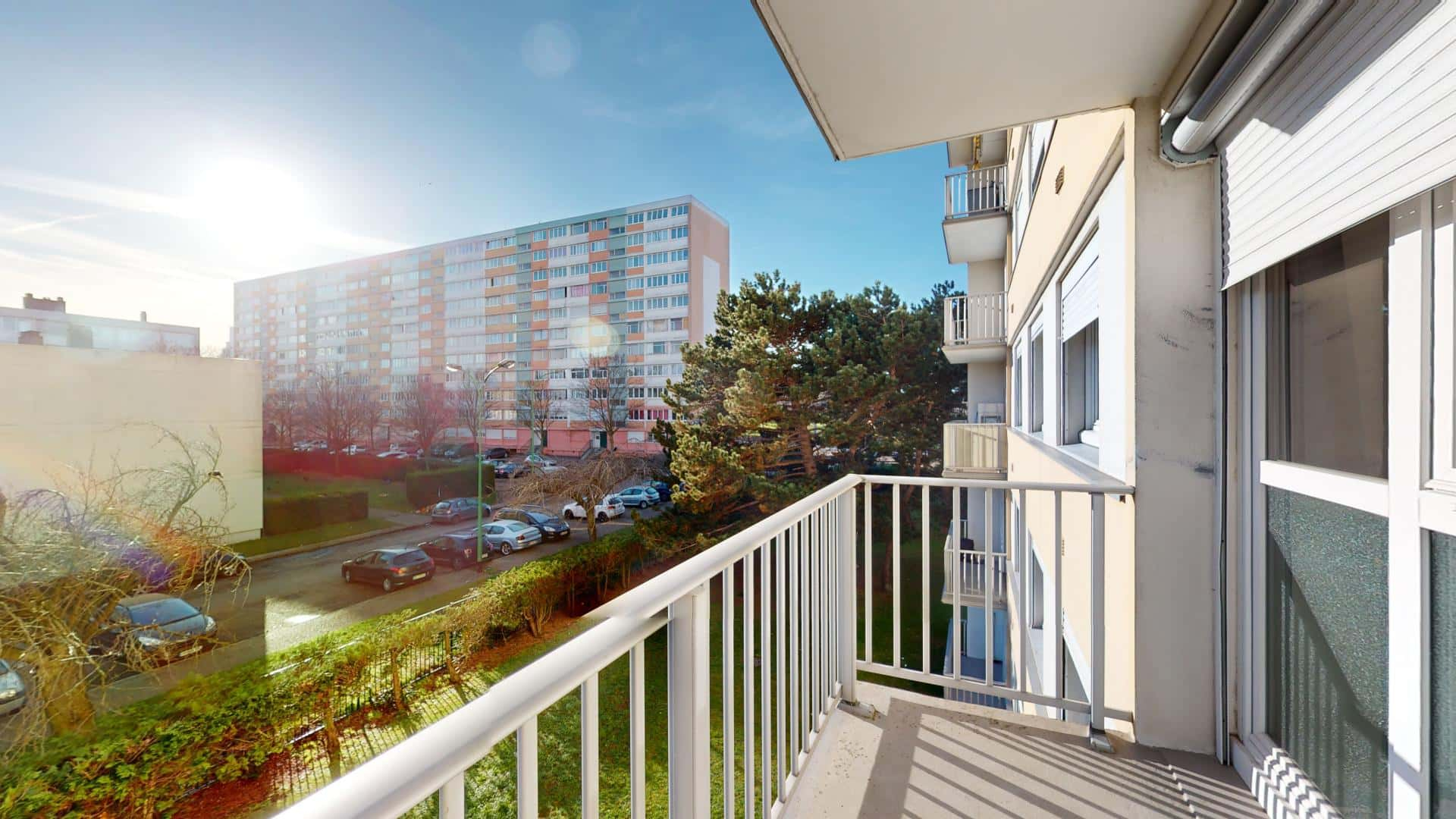 Room in Rue Henri Wallon, Saint-Étienne-du-Rouvray for 75 m² with 3 bedrooms
