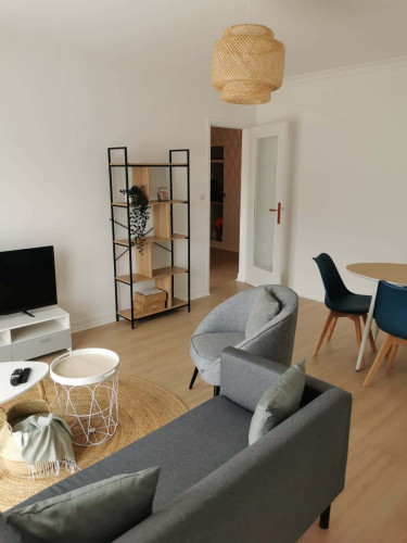 Room in Rue Henri Wallon, Saint-Étienne-du-Rouvray for 75 m² with 3 bedrooms - Gallery - 4