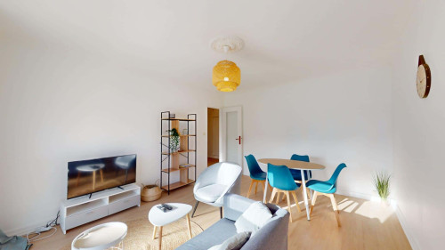 Room in Rue Henri Wallon, Saint-Étienne-du-Rouvray for 75 m² with 3 bedrooms - Gallery - 9