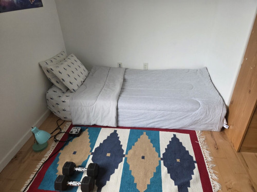 : Post. - Gallery - 2