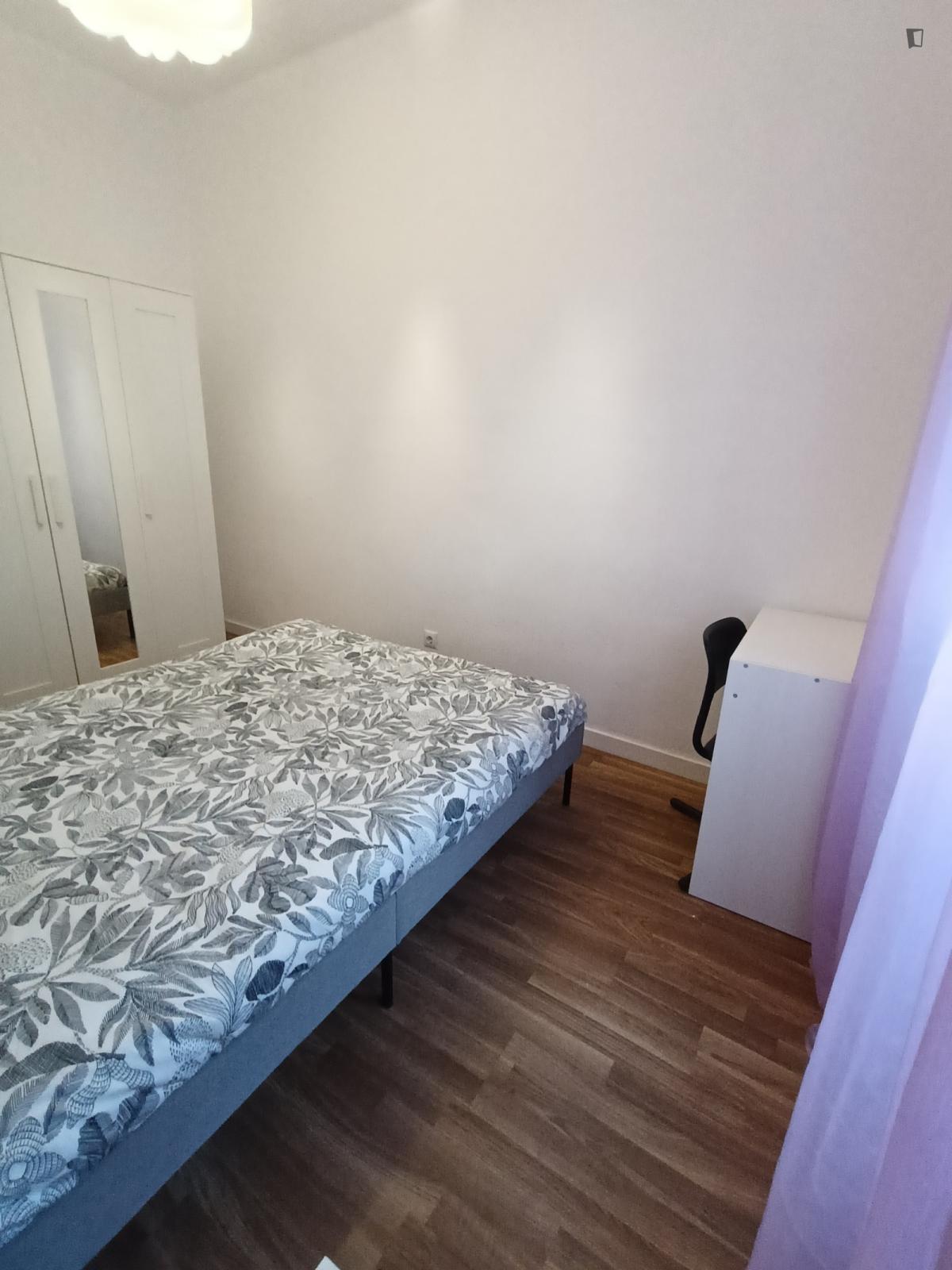 Dreamy Double Bedroom Close To NOVA University - 13