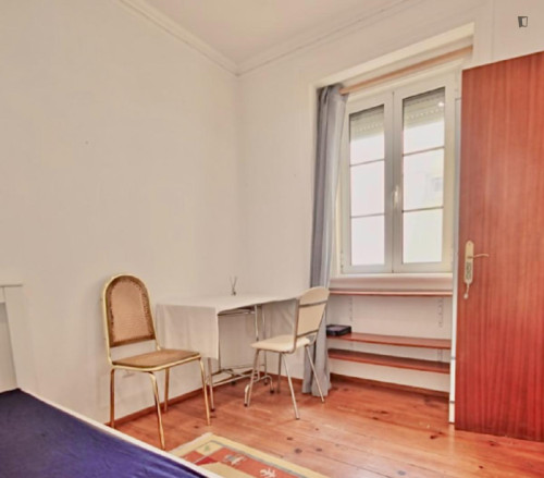 Exciting 3 Bedroom Apartment close to Intendente Metro - Gallery - 12