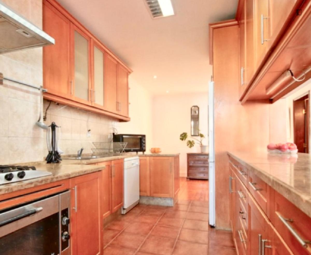 Exciting 3 Bedroom Apartment Close To Intendente Metro - 7