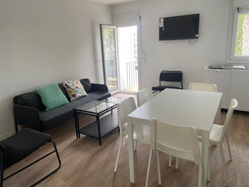 Modern double bedroom in Oeiras - Gallery - 4