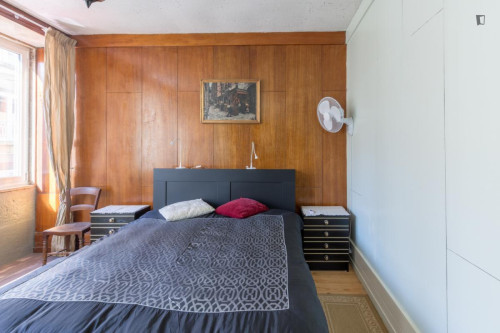 Appealing 1-bedroom apartment close to Trindade metro station - Gallery - 12