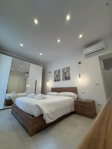 One-Bedroom Apartment in Rome 