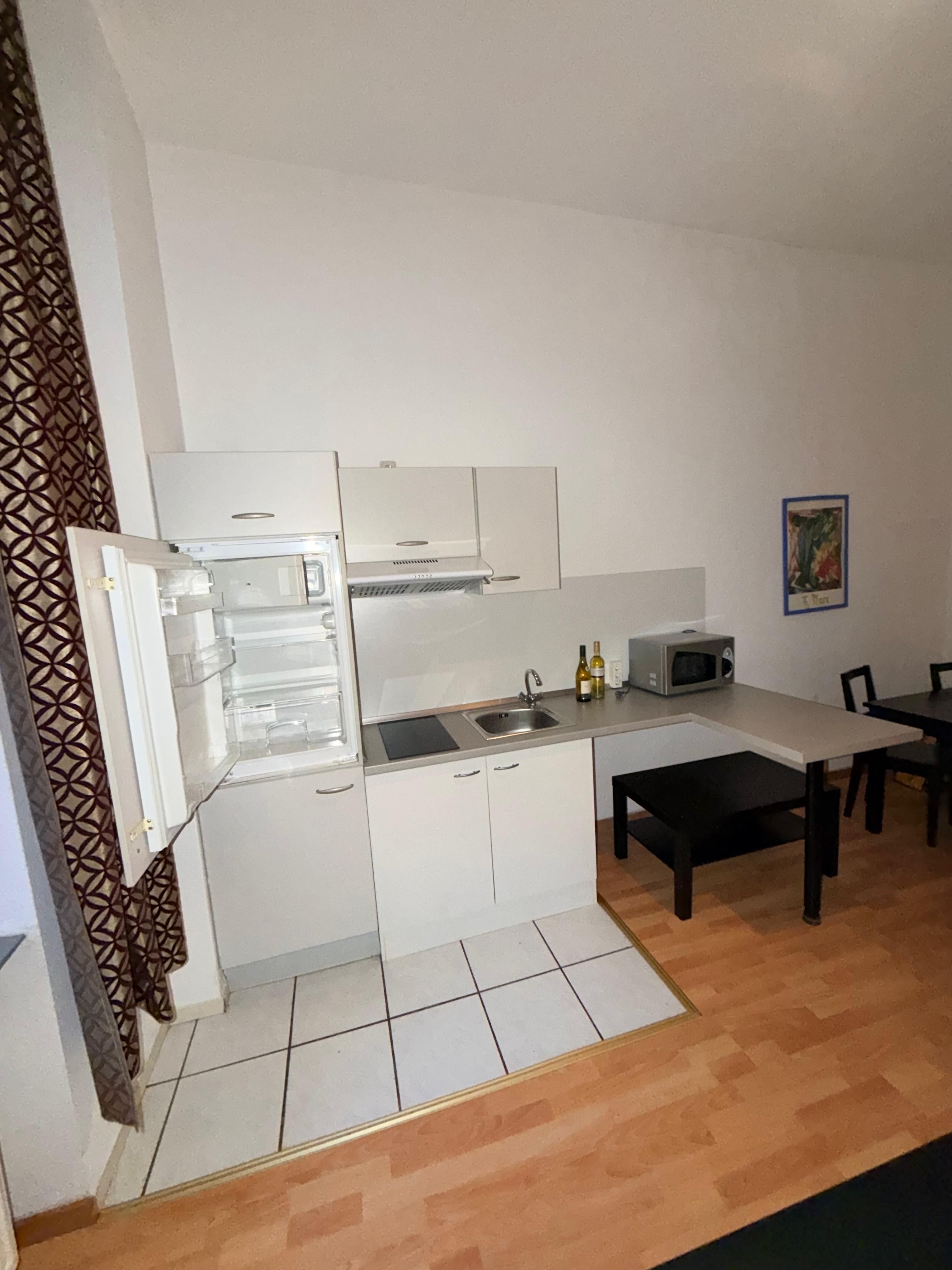 2-Room Apartment With Kitchen - Top Location In Frankfurt Nordend - 4