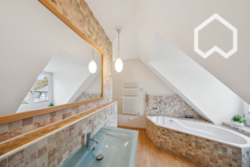 Quiet penthouse apartment with large roof terrace - Gallery - 5