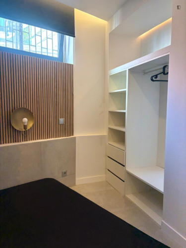 Charming 3-bedroom flat - Gallery - 11