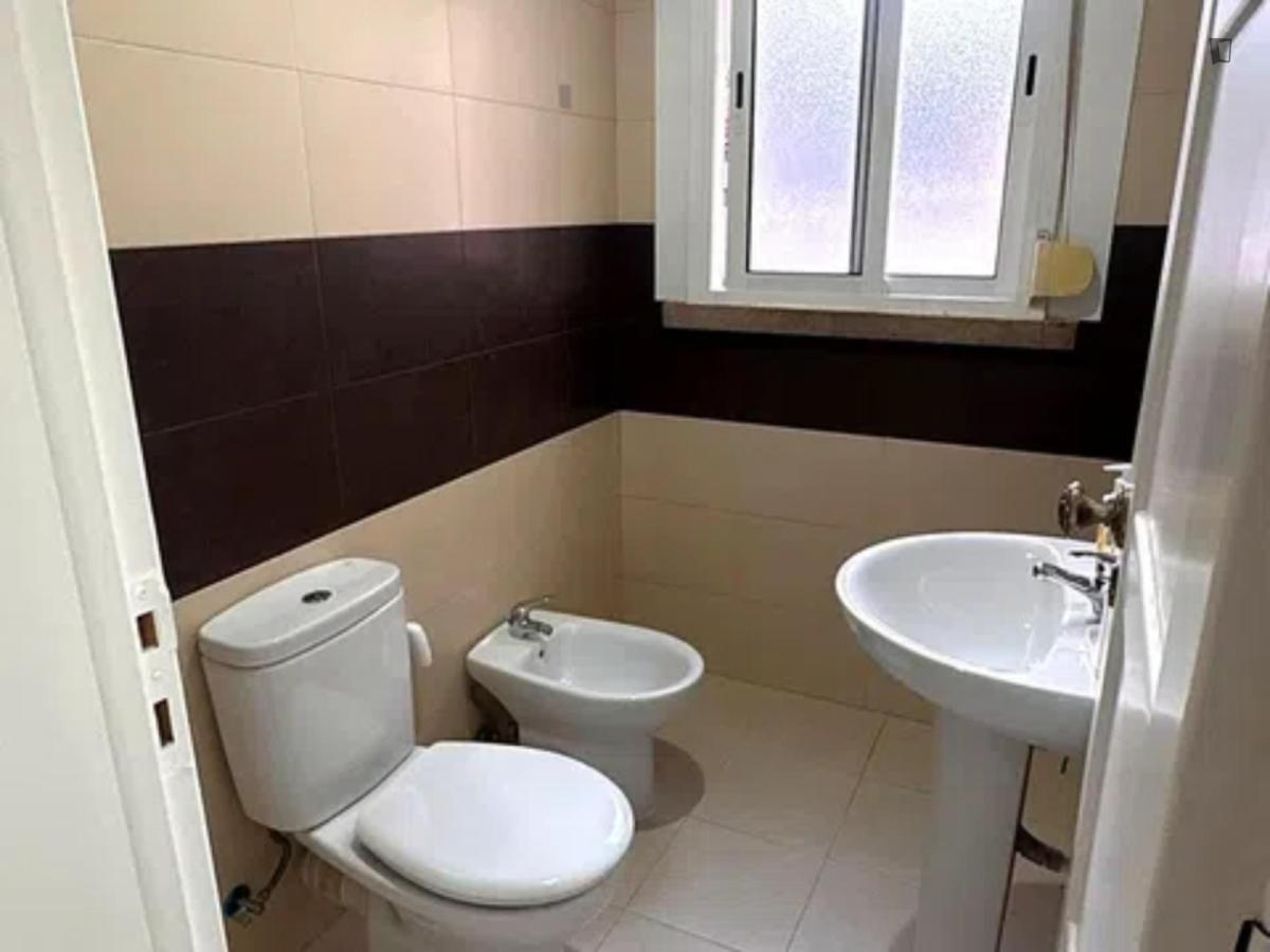Exclusive Double Bedroom Close To University Autónoma De Lisboa - 2