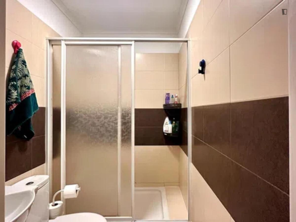 Exclusive Double Bedroom Close To University Autónoma De Lisboa - 3