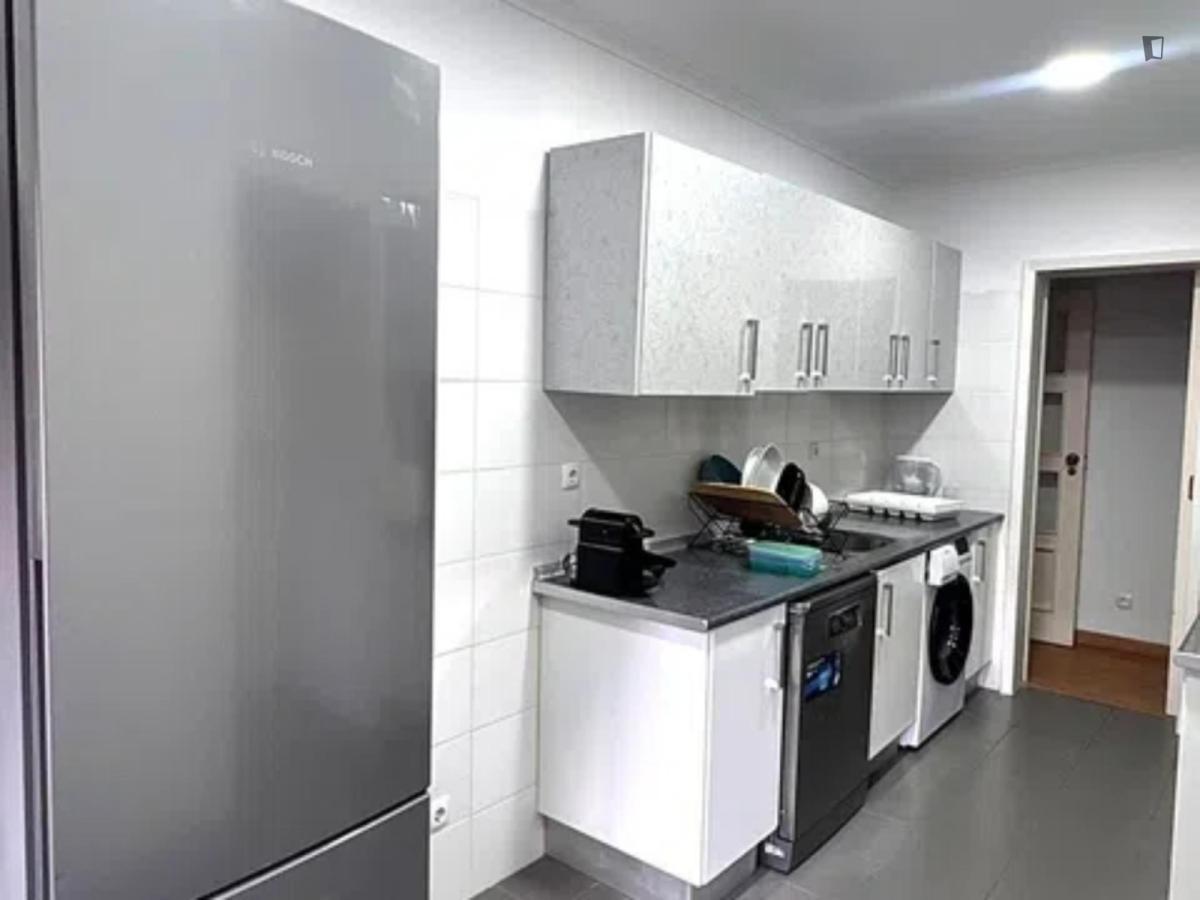 Exclusive Double Bedroom Close To University Autónoma De Lisboa - 5