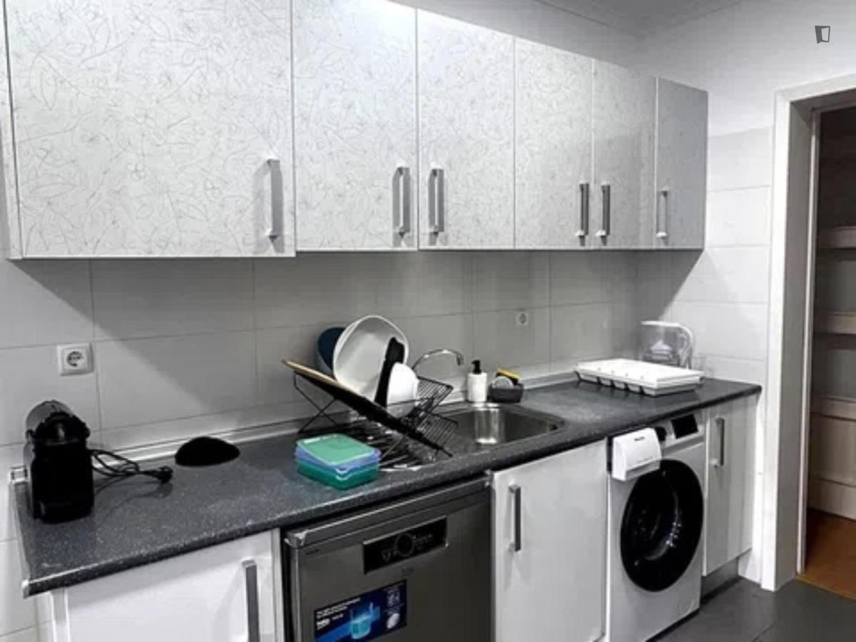 Exclusive Double Bedroom Close To University Autónoma De Lisboa - 4