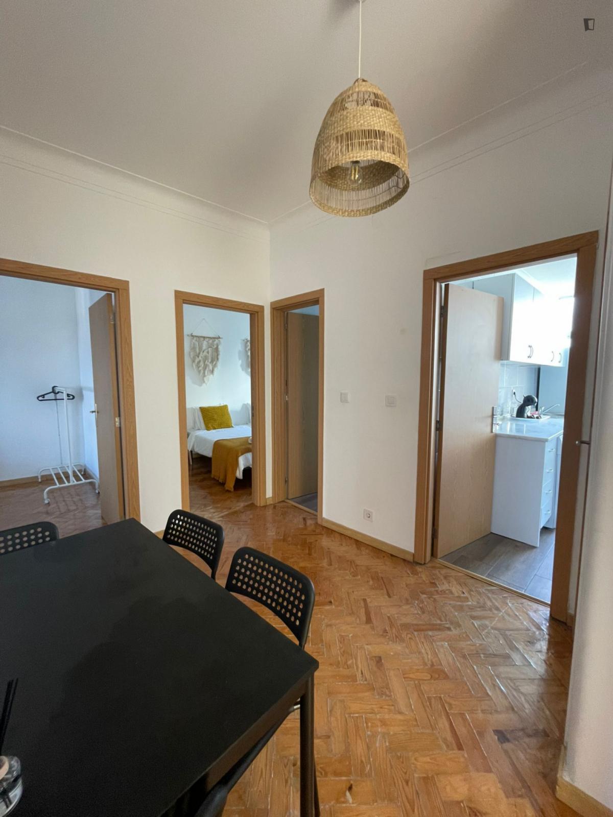 Double Bedroom, With Balcony, In A 4-Bedroom Apartment - 4