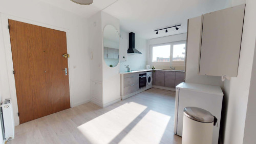 Room in Rue Delandine, Lyon for 98 m² with 6 bedrooms - Gallery - 11