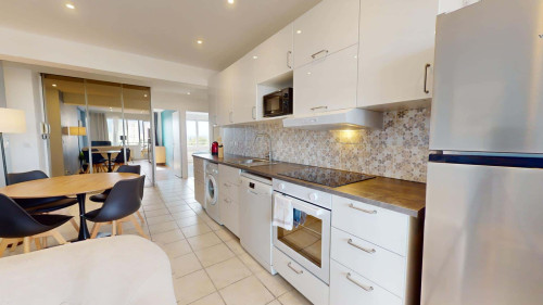 Room in Avenue Viviani, Lyon for 77 m² with 4 bedrooms - Gallery - 9
