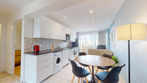 Room in Avenue Viviani, Lyon for 77 m² with 4 bedrooms - Gallery - 7