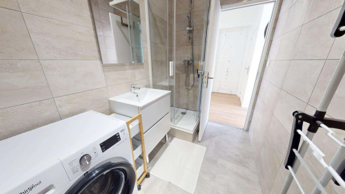 Room in Rue Croix-Barret, Lyon for 55 m² with 3 bedrooms - Gallery - 11