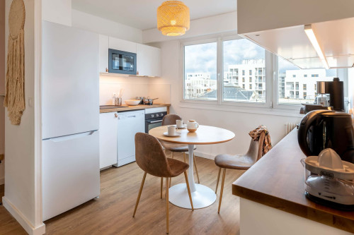 Room in Rue de Montagny, Lyon for 69 m² with 3 bedrooms - Gallery - 9
