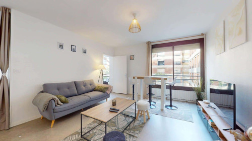 Room in Rue Vincent Van Gogh, Toulouse for 82 m² with 4 bedrooms - Gallery - 17
