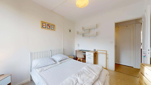 Room in Rue Vincent Van Gogh, Toulouse for 82 m² with 4 bedrooms - Gallery - 21