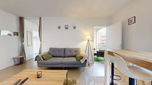 Room in Rue Vincent Van Gogh, Toulouse for 82 m² with 4 bedrooms - Gallery - 14