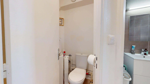 Room in Rue Vincent Van Gogh, Toulouse for 82 m² with 4 bedrooms - Gallery - 3