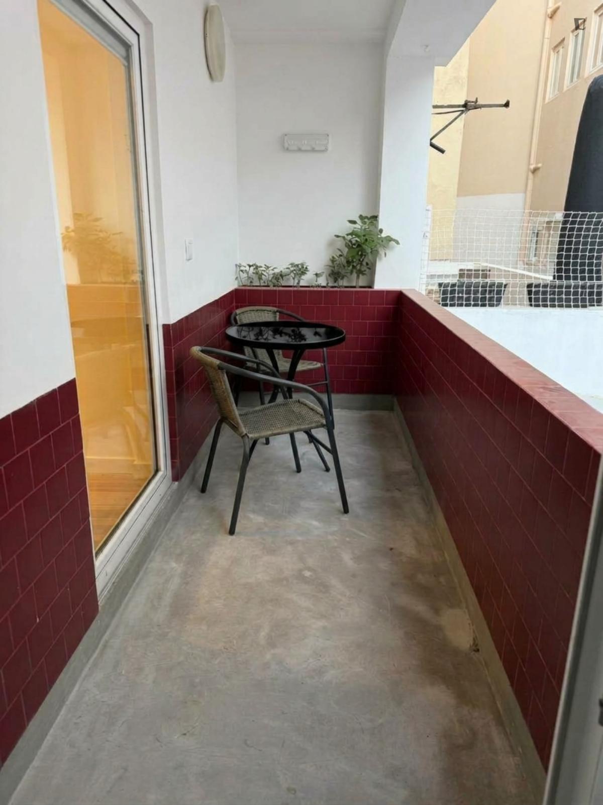 Stylish Two-Bedroom Flat With A Balcony In Rato - 1