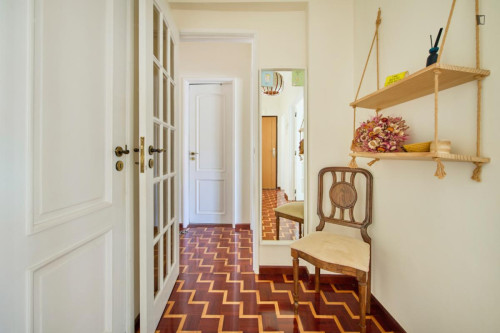 Inviting single bedroom with a balcony, in Lumiar - Gallery - 7