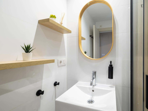 Apartment in Calle Piedra Santa, Granada for 30 m² with 1 bedroom - Gallery - 7
