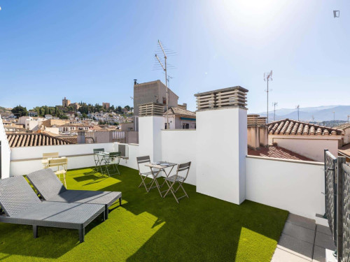 Apartment in Calle Piedra Santa, Granada for 30 m² with 1 bedroom - Gallery - 2