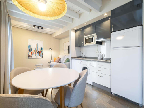 Apartment in Calle Piedra Santa, Granada for 30 m² with 1 bedroom - Gallery - 12